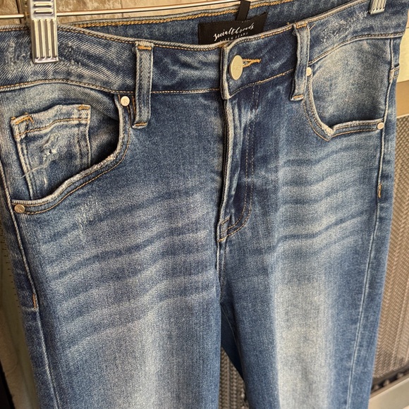 Risen High Rise Stem Hem Jeans by Social Threads, sz 28 - Picture 8 of 12